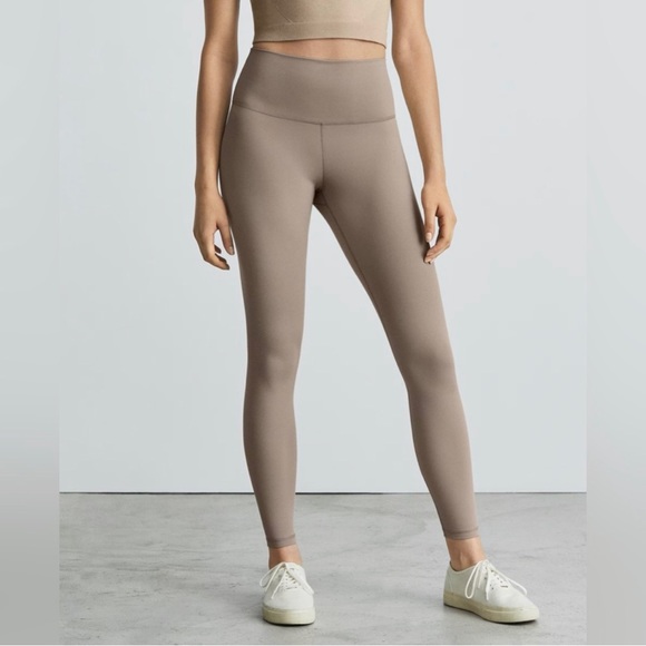 Everlane Pants - EVERLANE The Perform Ankle Legging Burnt Sugar
